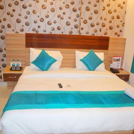 Hotel O Alpha Stay 新德里 外观 照片