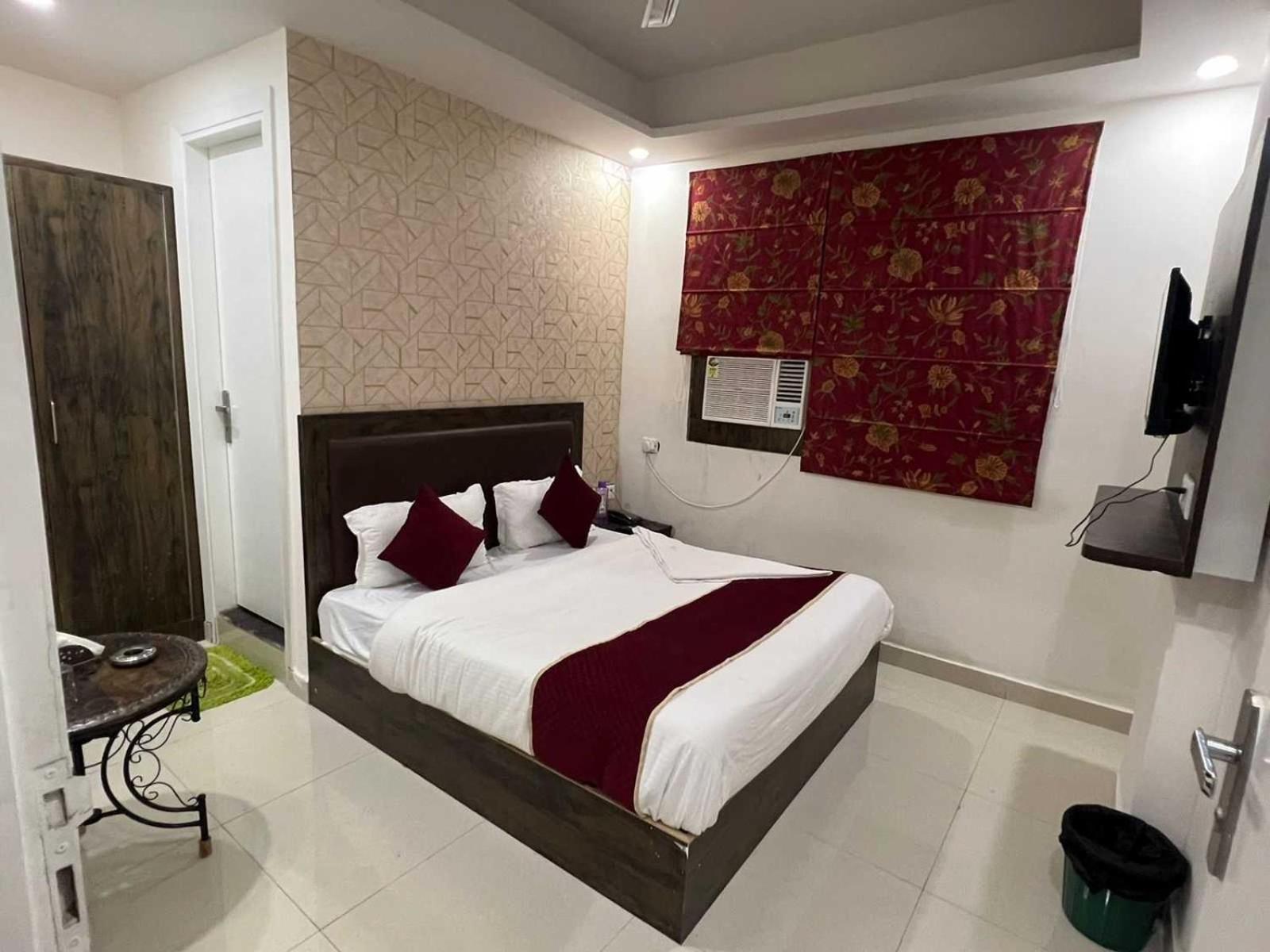 Hotel O Alpha Stay 新德里 外观 照片